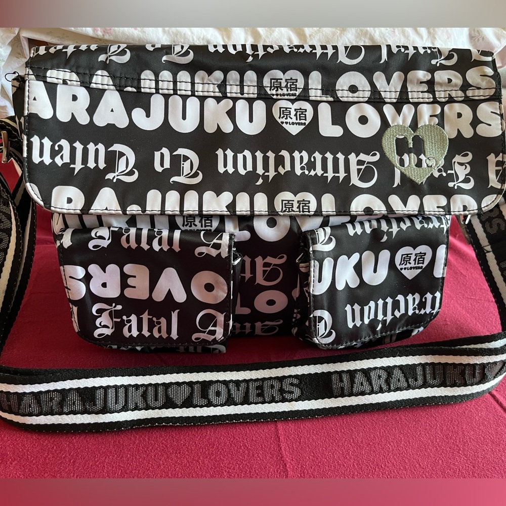 Harajuku Lovers Black and White Bag